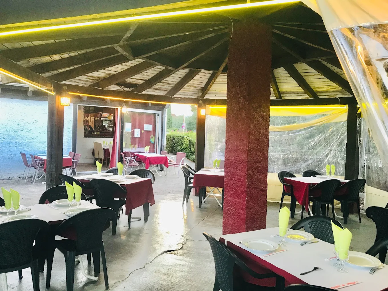 terrasse-ombragee-escale-dasie